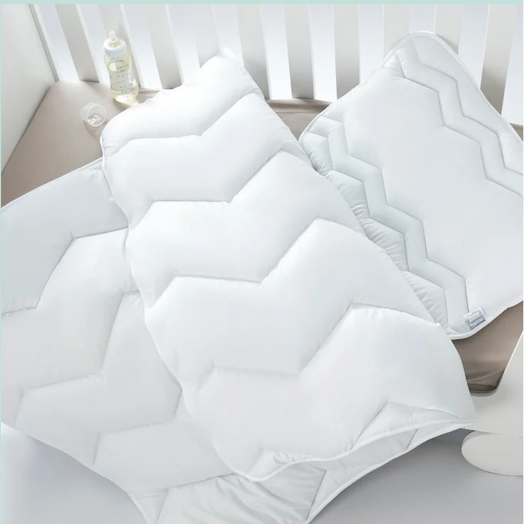 SEI Design Babybettdecke Baby Kinder Bett-Set Decke 100x135 + Kissen 40x60, Füllung: Polyester, Bezug: weichste Mikrofaser, Kochfest – Bild 3