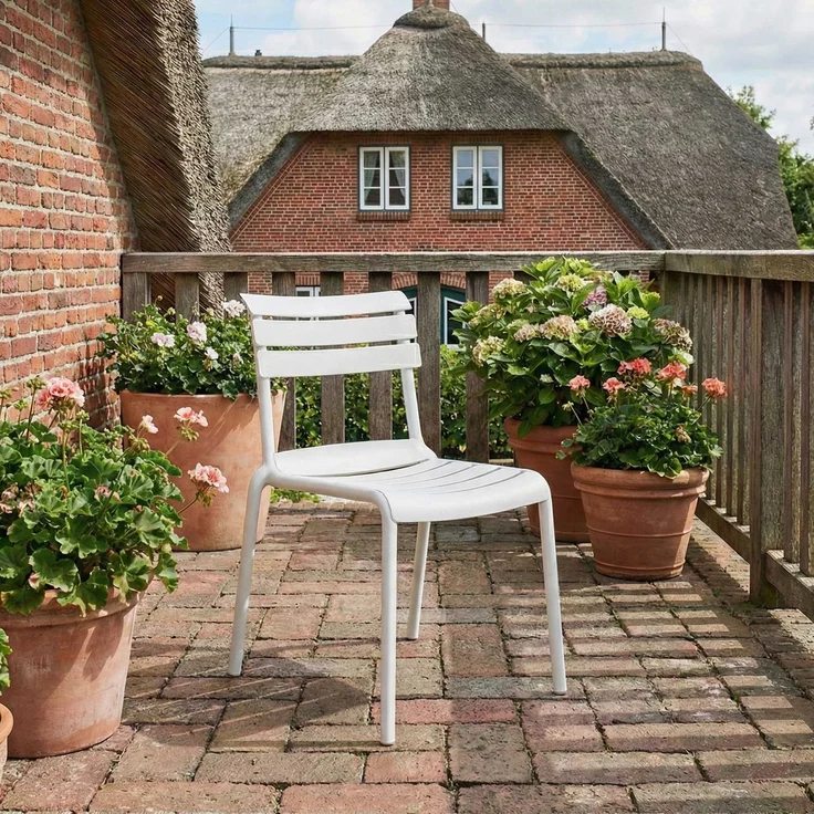 CLP Gartenstuhl Kebren stapelbar wetterfest UV-beständig bis 150 kg ohne Armlehnen,weiß – Bild 3