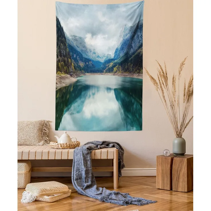 ABAKUHAUS Landschaft Wandteppich, Alpensee mit dramatischem Himmel Wald und Berge Reise Kunst, aus Weiches Mikrofaser Stoff Wand Dekoration Für Schlafzimmer, 110x150 cm, Blau Grün Grau