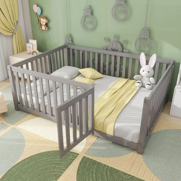 Kinderbett 140 x 200, Holzboden Bettrahmen mit Zaun und Tür, Grau (Alte SKUs:WF321564AAG) – Bild 1