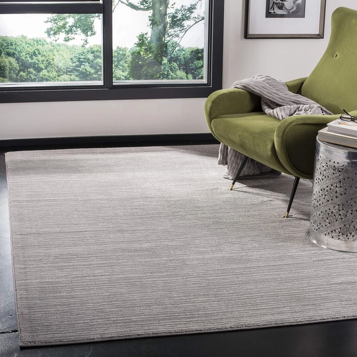 SAFAVIEH Modern Teppich für Wohnzimmer, Esszimmer, Schlafzimmer - Vision Collection, Kurzer Flor, Silber, 155 X 229 cm