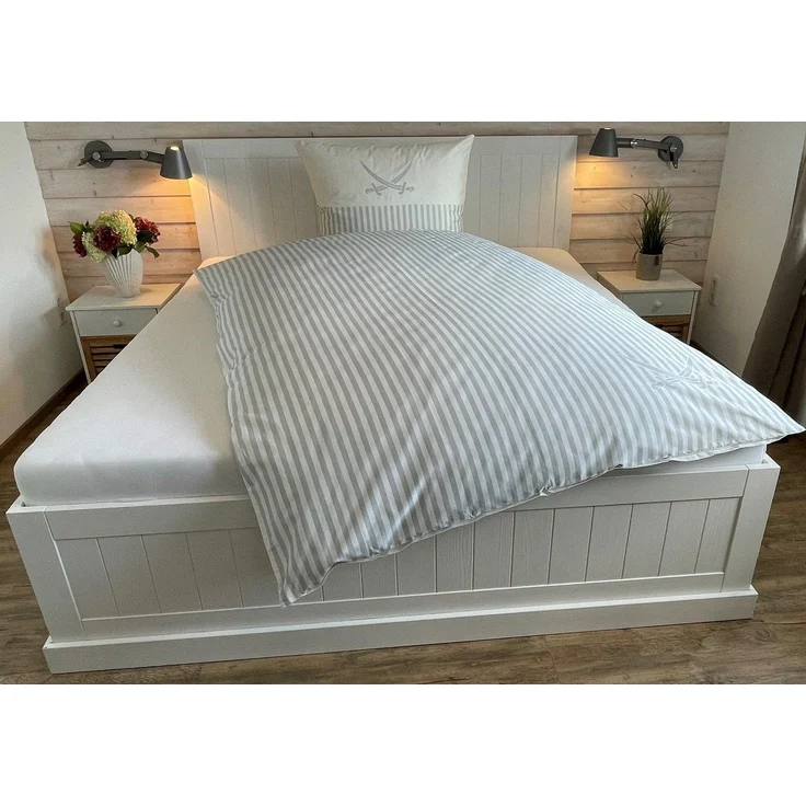 Sansibar Sylt Bettwäsche Bettwäsche Sansibar „Lighthouse“ Wendebettwäsche (2 tlg), Baumwolle, 2 teilig, mit hochwertigem Sansibar Säbel Druck – Bild 1