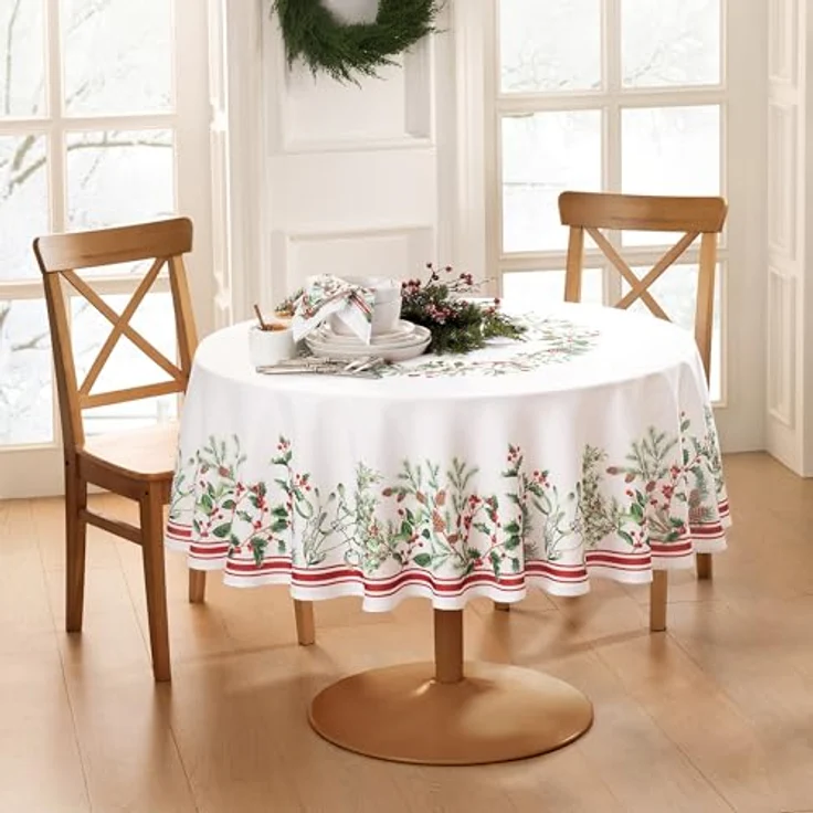 Elrene Home Fashions Winterferien-Tischdecke mit Beeren, dekorative Weihnachtstischdecke, 152,4x213,4 cm, oval, Mehrfarbig – Bild 3