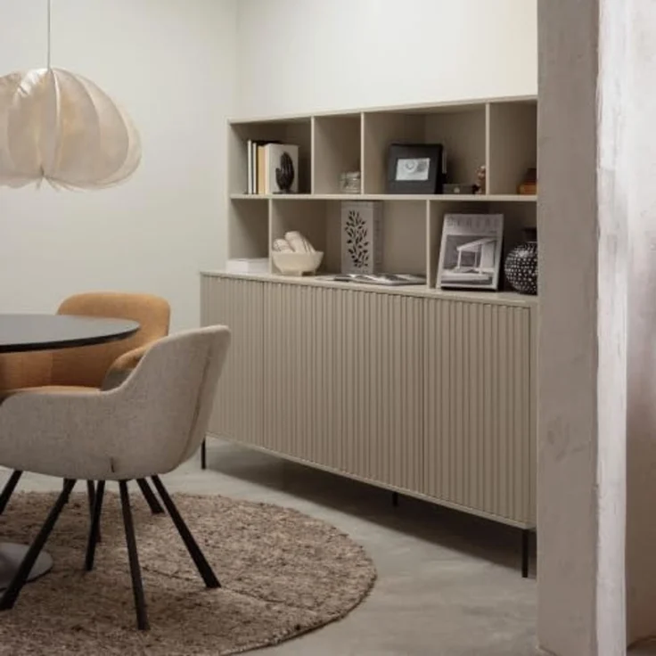 Wandschrank Gravure aus Kiefernholz, skandinavisches Design, hellgrau Dust, Push-to-Open-System – Bild 2