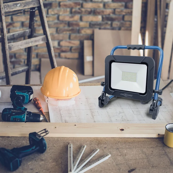ANSMANN AG LED Baustrahler LED 50W Strahler für den professionellen Einsatz, 4.500lm Leuchtkraft, SMD-LED – Bild 2