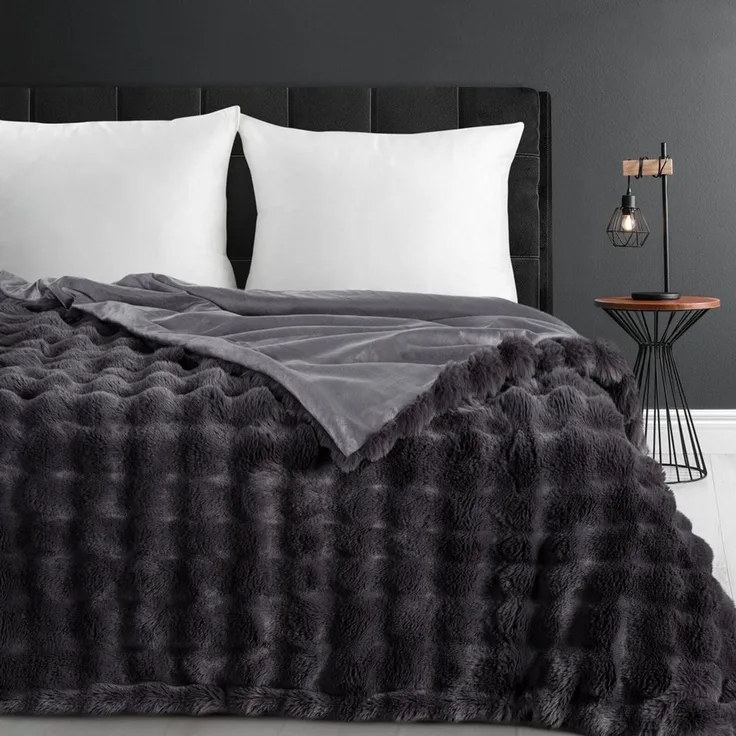 Eurofirany Bettüberwurf Weiche Tagesdecke mit Fellstruktur, 3D-Muster, 200x220 cm, schwer & warm