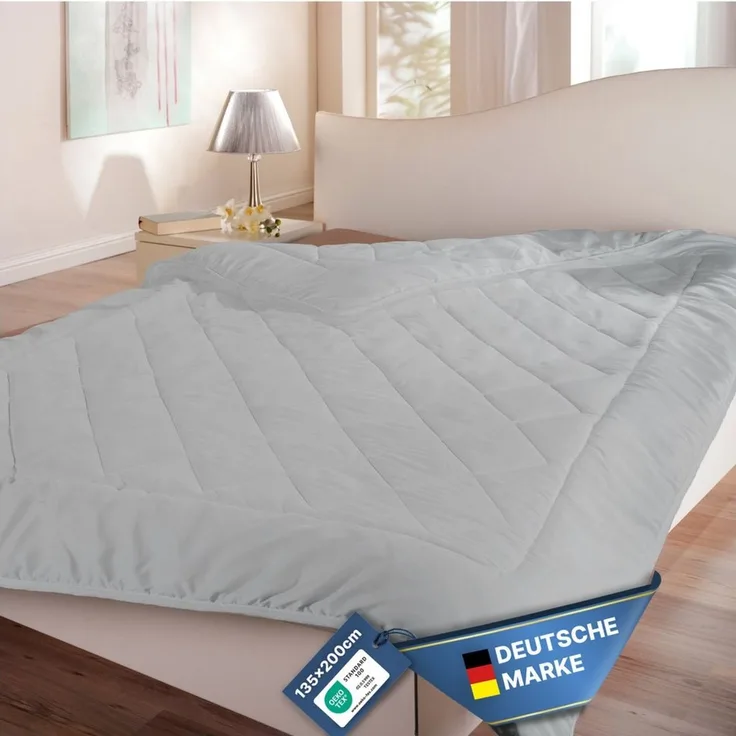 Bestlivings Sommerbettdecke ohne zusätzlichen Bettbezug nutzbar, Füllung: Kunstfaser, Bezug: Polyester, leicht, samtig-weich, waschbar bis 60 °C, schnelltrocknend, bügelfrei