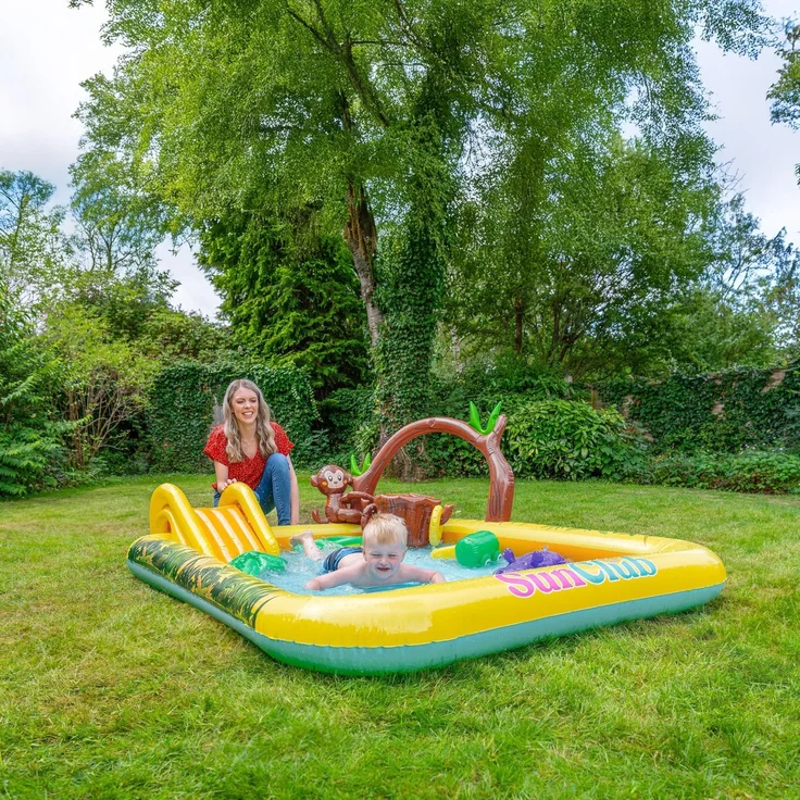 SunClub Wasserspielcenter Tiere 214 x 167 x 85 cm mit Rutsche, Sprinkler und Spielzubehör – Bild 3