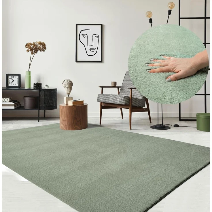 the carpet Relax kuscheliger Kurzflor Teppich, Anti-Rutsch Unterseite, Waschbar bis 30 Grad, Super Soft, Felloptik, Grün, 160x220 cm – Bild 1