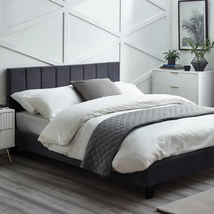 Julian Bowen Rosa Samtbett im Karton 150 cm - Grau – Bild 2