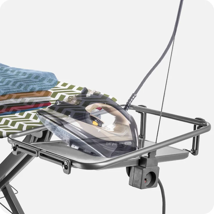 KADAX Großes Bügelbrett, 130 x 48 cm, mit Griff, Bügeleisen + Handtuch – Bild 9