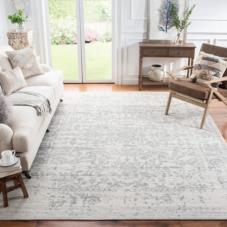 SAFAVIEH Distressed Teppich für Wohnzimmer, Esszimmer, Schlafzimmer - Madison Collection, Kurzer Flor, Silber und Elfenbein, 274 X 366 cm