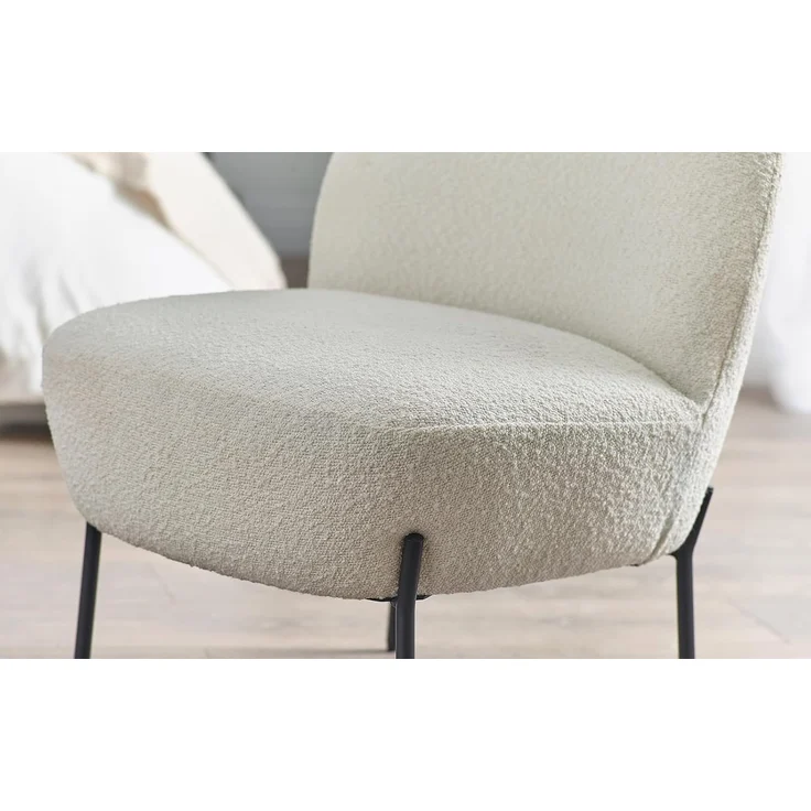 Julian Bowen Lulu Bouclé-Akzentstuhl, Elfenbein, 77 x 60 x 64 – Bild 6