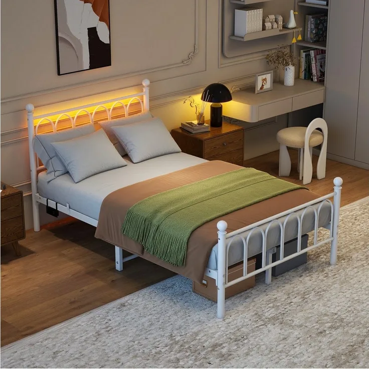 BlingBin Metallbett Metallgestell Funktionsbett Jugendbett Einzelbett LED-Bettrahmen (Metall-Bettrahmen mit Vintage Kopf und Fußplatte, USB-Ladestation, Heavy Duty Stahl Slat Unterstützung, 1-tlg, 120*200 cm, Ohne Matratze, Belastbarkeit maximal: 227KG...