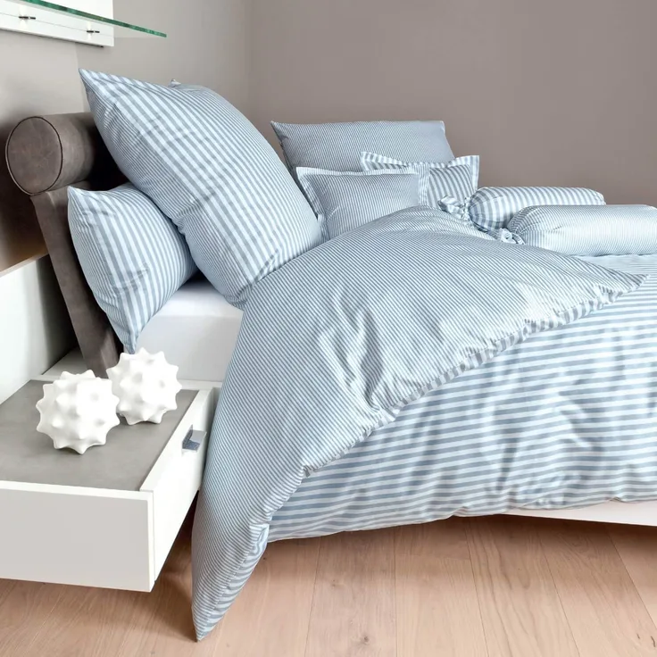 Janine Streifen-Bettwäsche modern classic perlblau|Kopfkissenbezug einzeln 80x80 cmJanine Streifen-Bettwäsche modern classic perlblau