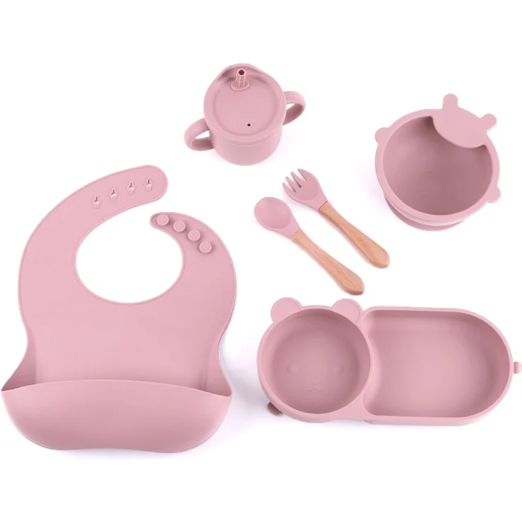 ABC Hellrosa 6-teiliges Silikon-Essgeschirr-Set für Kinder, bestehend aus Babynahrungsschale, Teller, Strohhalm und Becher – Bild 1