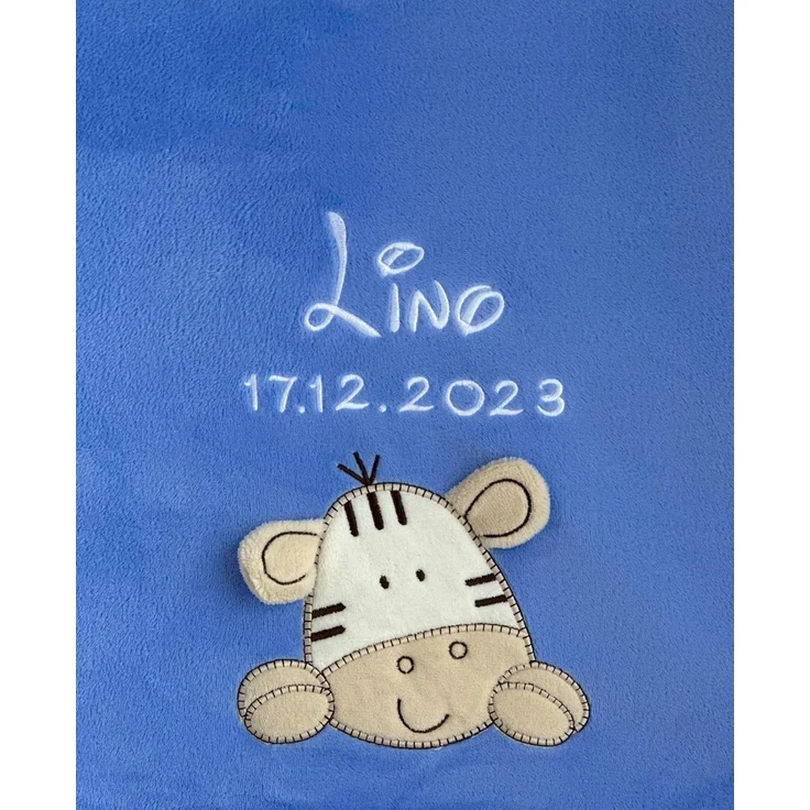 KIDDI-MEDIA Babydecke mit Name und Geburtsdatum Bestickt/kuschelig weich / 1A Qualität (Azurblau - Zebra)