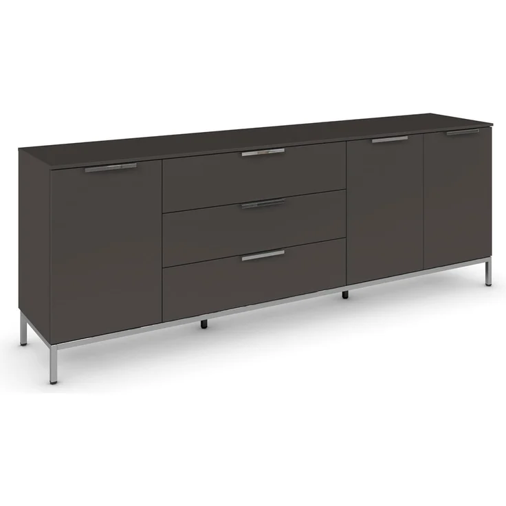 Rauch Möbel Flipp, Nachttisch für Schlafzimmer, Flur, Garderobe, 3-türig, 3 Schubladen, mit Softclose-Funktion, Griffe und Metallkufe Chrom, Farbe Graphit, Schwarz, Breite 199 cm
