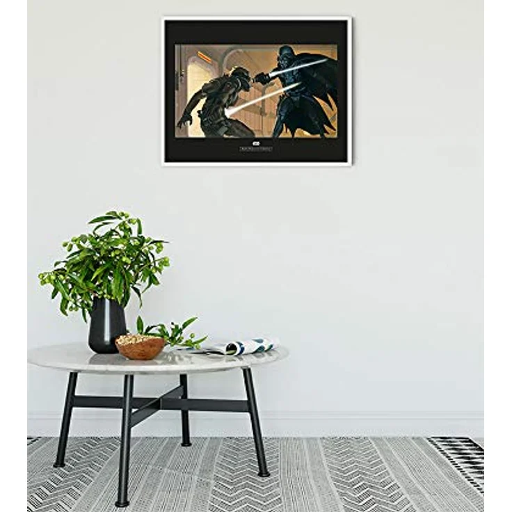 Komar Wandbild Star Wars Classic RMQ Vader Luke Hallway, Kunstdruck 70 x 50 cm, hochwertiger Druck auf Premium-Poster Fotopapier, ohne Rahmen – Bild 2