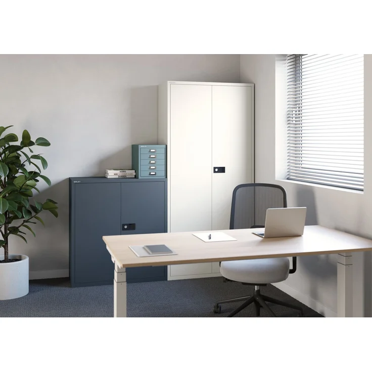 Bisley 'Universal' Flügeltürenschrank, Lichtgrau, 100 x 40 x 91,4 cm, 1 verzinkter Fachboden – Bild 7