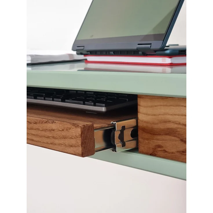 Ragaba Eckschreibtisch mit Tastaturauszug, MDF & Massives Eschenholz Eiche gebeizt, 114x61 cm, Salbei Grün – Bild 4