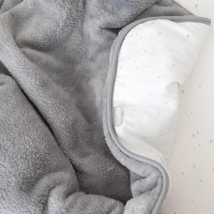 BEMINI Kuscheldecke Pady jersey + softy tog 3 Little stars print Grizou – Bild 4