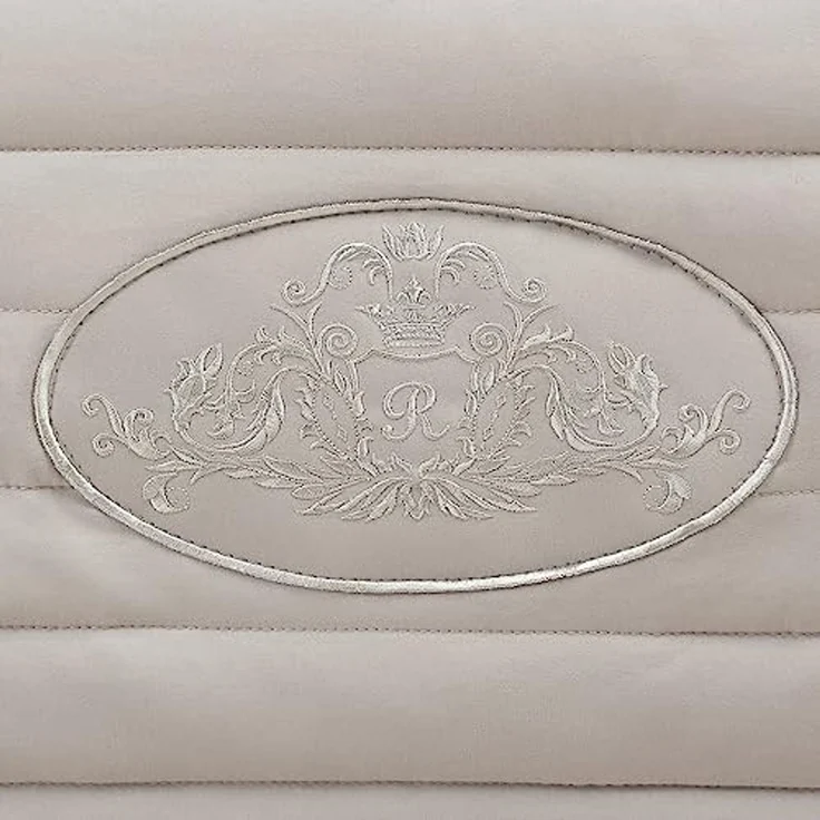 SEI Design Bettüberwurf Wende-Tagesdecke Royal Ambience 240x220 taupe hell/weiß, Wendefunktion – Bild 5
