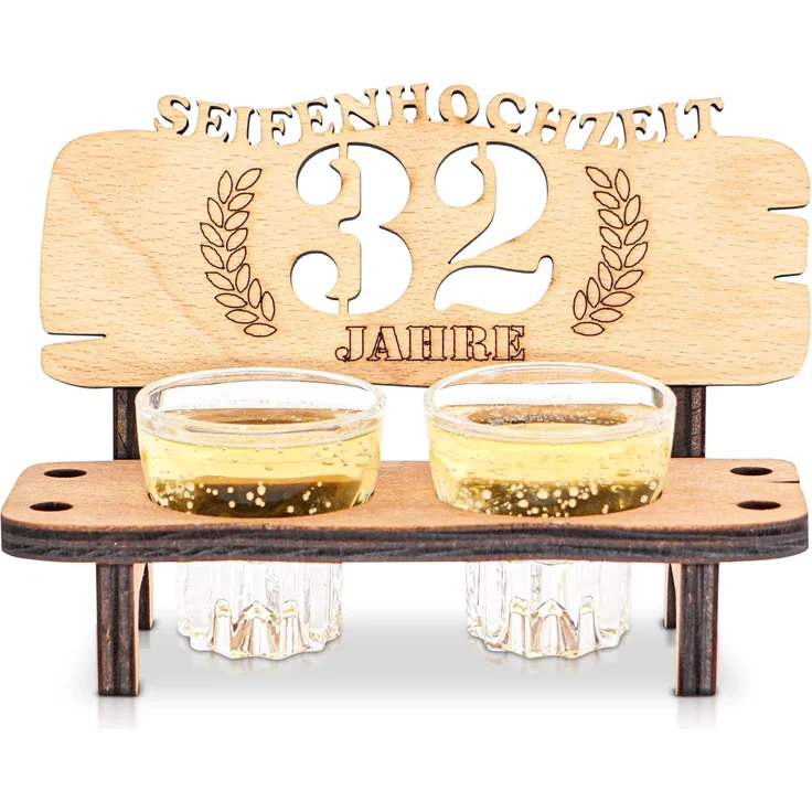 DARO Design - Schnapsbank 32. Hochzeitstag Seifenhochzeit Geschenk Deko für Paare Männer Frauen aus Holz mit Gläsern – Bild 1