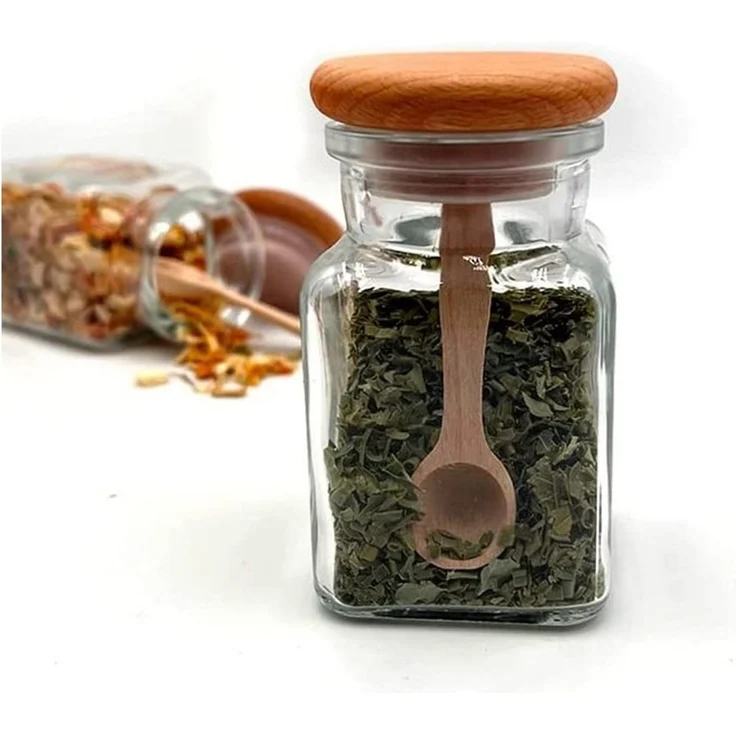 mikken Gewürzbehälter 8 Gewürzgläser 150 ml eckig mit Holzdeckel + 24 Etiketten + Löffel, Mit Holzdeckel, Dosierlöffel, und Gewürzetiketten – Bild 3