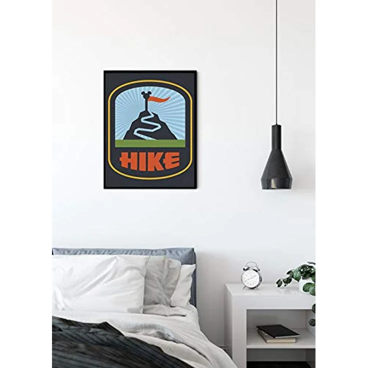Komar Disney Wandbild Mickey Mouse Hike, Kinderzimmer Dekoration, Kunstdruck, 50x70cm, ohne Rahmen, hochwertiger Druck, Made in Germany – Bild 3