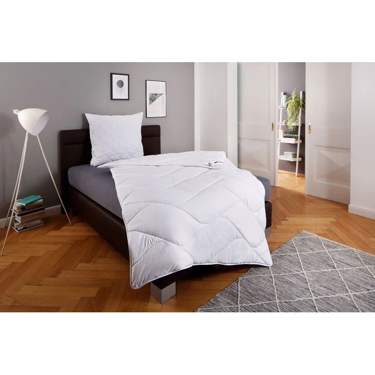 OTTO home Microfaserbettdecke Fantasy, Bettdecke 135x200 cm, 155x220 cm, 200x200 cm, 200x220 cm, Füllung: aus recycelten Polyester, Bezug: Polyester oder ökologisches Polyester oder Baumwolle (ECO), Bettdecken, in 3 Bezugsqualitäten für Sommer, Winter – Bild 4