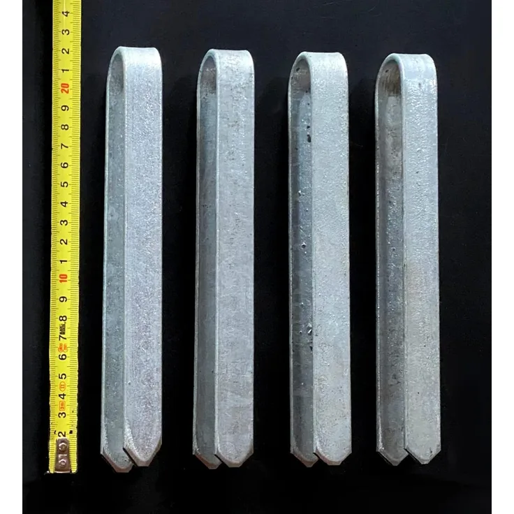 4 Stück Bodenanker verzinkt M Erdanker für Rosenbogen 22 cm Heringe Erdspieß Bodenspieß Befestigung Verankerungs-Set