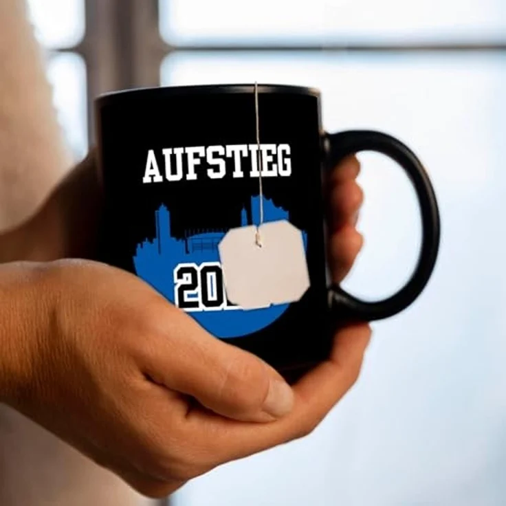 speecheese Tasse Hamburg Skyline Aufstieg 2025 Tasse für Fußballfans – Bild 7