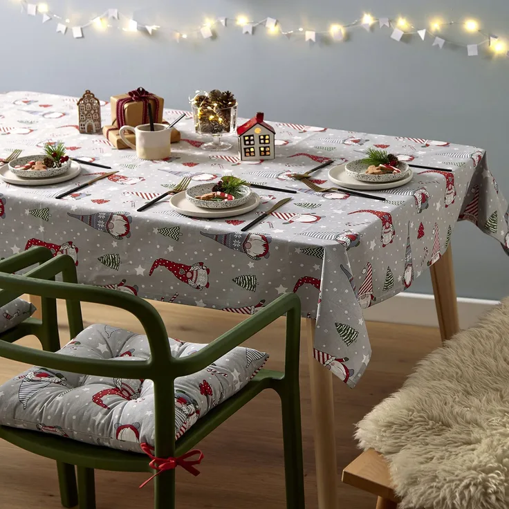 Catherine Lansfield Weihnachtswichtel für Esszimmer, abwischbar, 132x178 cm, Grau/Rot