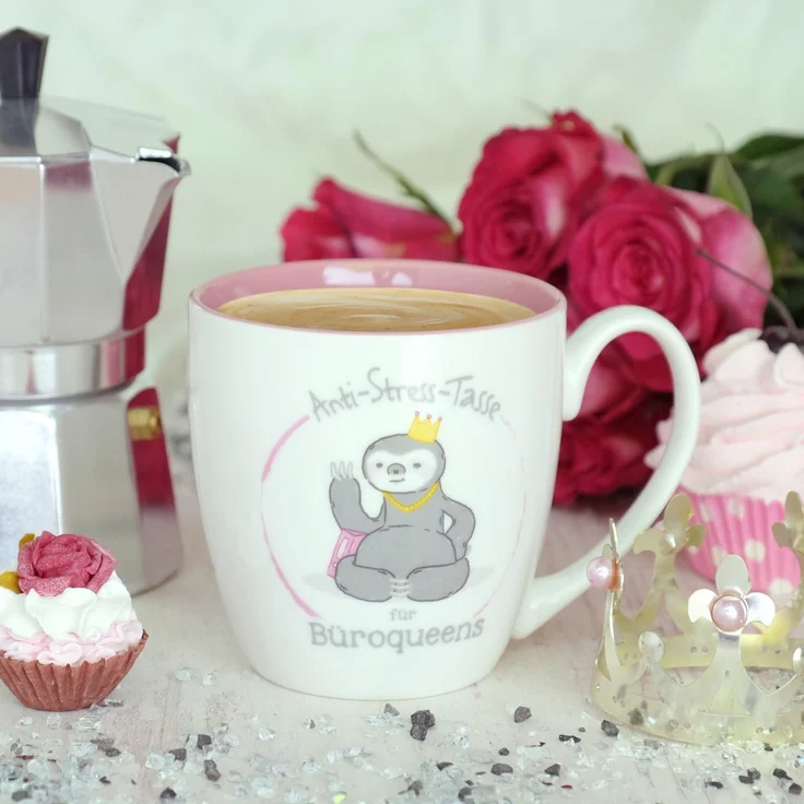 GRUSS & CO Anti-Stress-Tasse Motiv "Büroqueen" | Tasse mit Spruch, 45 cl, New Bone China | Geschenk Kollegin | 45488 – Bild 3