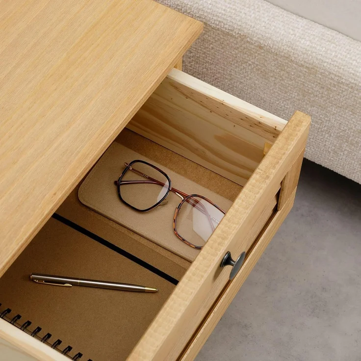 IDIMEX Nachtkommode VENETA, Nachtkonsole mit 2 Schubladen im Landhausstil Lamellendesign natur – Bild 6