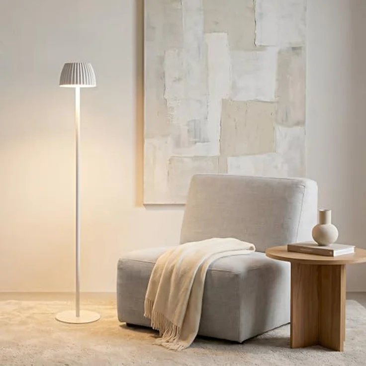 BRILONER - Riffle LED Stehlampe kabellos IP44 mit Touch, 19x124 cm, dimmbar, Memoryfunktion, Akku tauschbar, Akku Stehleuchte, Leselampe, Wohnzimmerlampe, German Design Award Winner 2025, Weiß – Bild 5