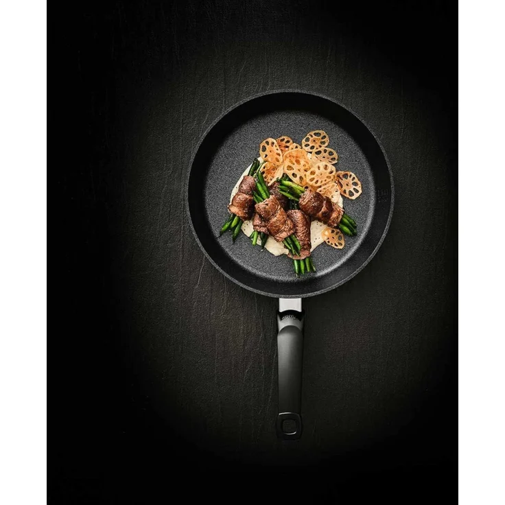 Fissler 'Adamant Comfort' Pfanne, Aluminium schwarz, Ø 26 cm – Bild 6
