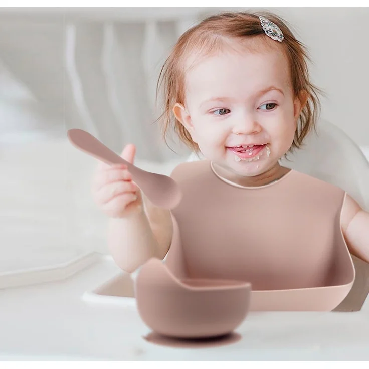 ABC Baby-Silikongeschirr-Set, bestehend aus lebensmittelechtem Silikon-Schüssel mit Saugnapf, Trennteller, Gabel, Löffel und Lätzchen – hautfarben – Bild 5