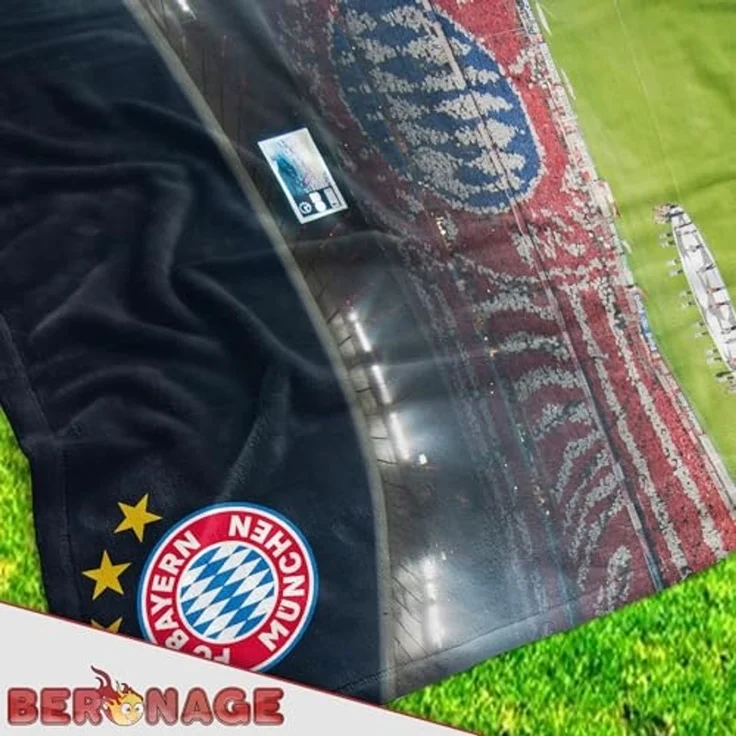 BERONAGE Tagesdecke FC Bayern München Decke Allianz Arena 150x200 cm Kuscheldecke Fußball, passend zur Bettwäsche, ideal für Sofa, Couch, Kinder-Bett, Auto – Bild 4