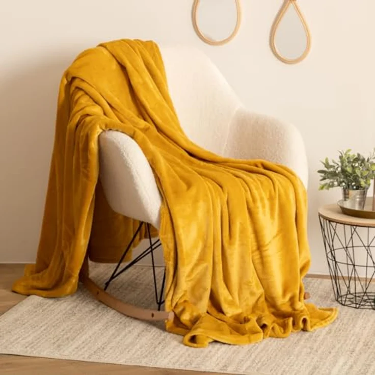 Atmosphera Createur d´interieur Fleecedecke, Uni, Gelb, 180 x 230 cm, aus strapazierfähigem Polyester, für modernes und skandinavisches Interieur – Bild 6