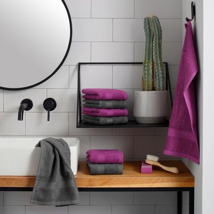 OTTO home Gästehandtücher Vanessa, 8 Gästehandtücher, 30x50cm, in Standard- und Premium-Qualität, Walkfrottee (Set, 8-St), Handtücher mit Bordüre, 100% Baumwolle, einfarbig, weich – Bild 2
