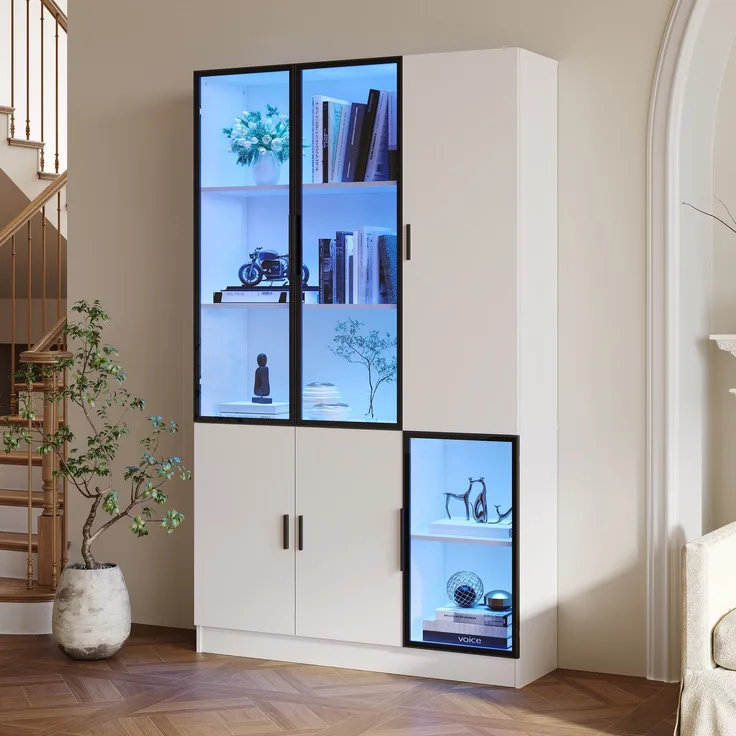 Vitrine 120x35x200 cm in Weiß mit 3 Glastüren, LED und 10 Stauräumen