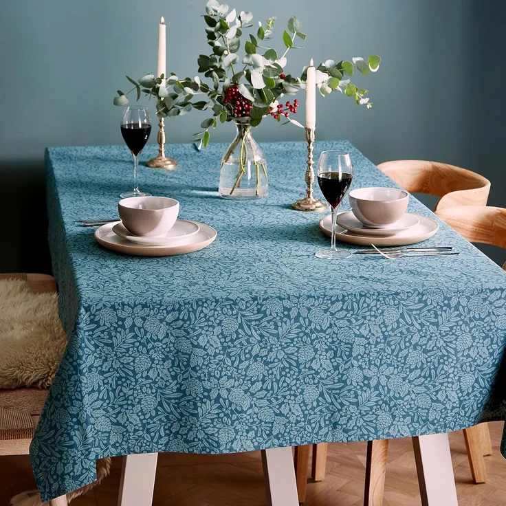 Catherine Lansfield Dining Majestic Tischdecke Hirsch, Baumwolle, 137x178 cm, Grün