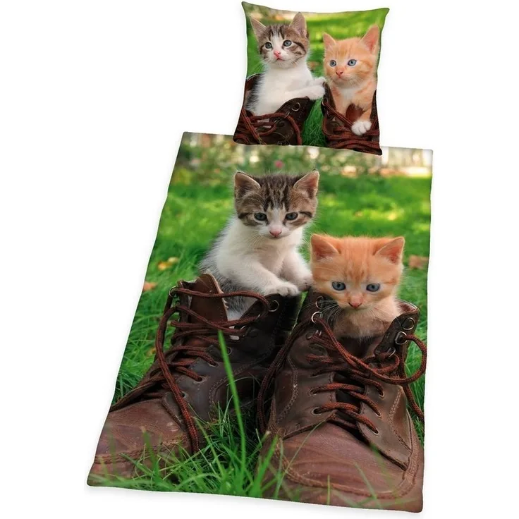 Herding Kinderbettwäsche Bettwäsche Katzen im Schuh 2tlg. Katzenbaby 135x200 cm (80x80 cm)