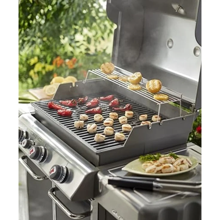 Weber Grillroste für Genesis 300 Serie/aus Gusseisen, Gourmet BBQ System, speichert Hitze, sorgt für kräftige Grillmuster – Schwarz (8848) – Bild 4
