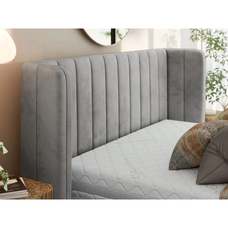 Polsterbett GOLETTA CLASSIC 140 x 200 cm mit gepolstertem Kopfteil, stabilem Bettrahmen, Lattenrost und Bettkasten mit Gasdruckfedern, Doppelbett, zeitloses Design - Hellgrau Velvet – Bild 4