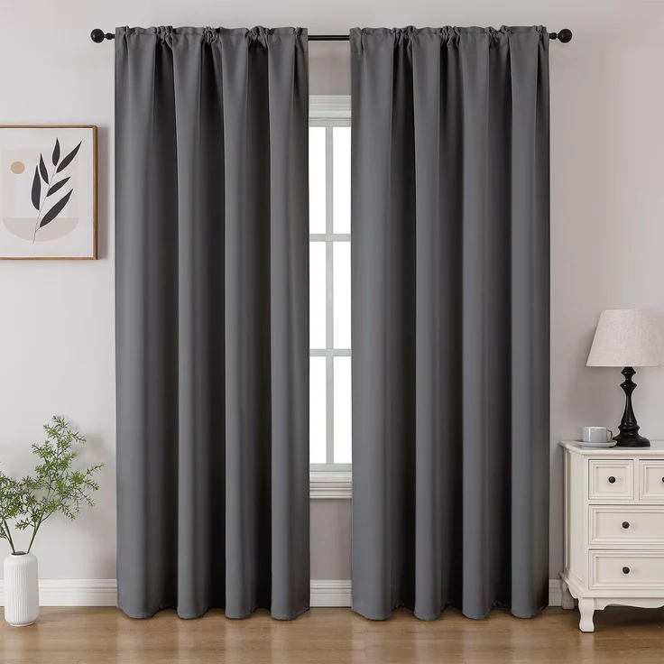 CUCRAF Verdunkelungsvorhänge, Raumverdunkelung, Fenstervorhang, Stangentasche, wärmeisoliert, solide Vorhänge für Schlafzimmer, Wohnzimmer, Set mit 2 Paneelen 132,1 x 241,3 cm, Hellgrau