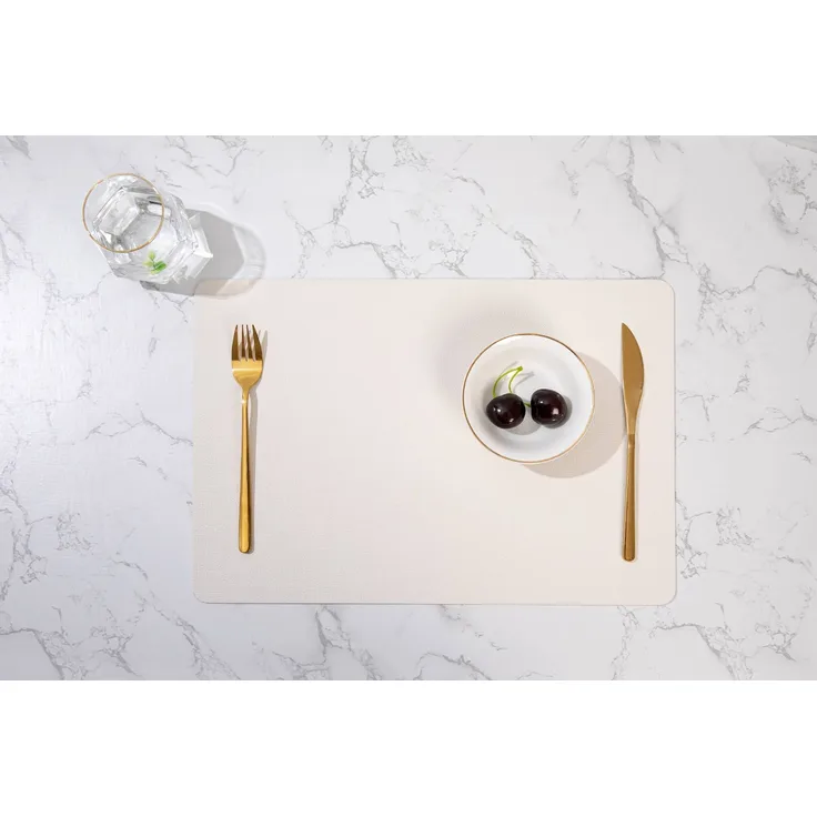 ABC 4-teiliges waschbares Platzset aus PU-Leder, 43 x 30 cm, hitzebeständig, rutschfest, für Küchen- und Esstische, beige