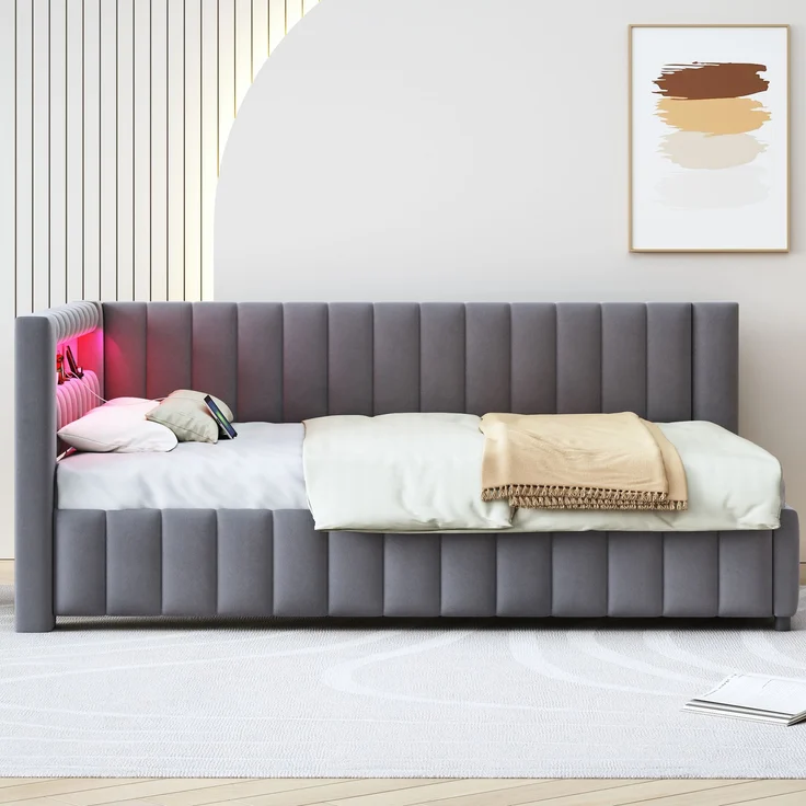 Polsterbett Schlafsofa 140x200 cm mit LED-Licht und USB-Anschluss, ohne Matratze – Bild 1